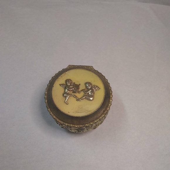 Vtge Japan Silver Metal Box Footed Trinket Jewelry Catcher W/Cherub Angel - Picture 2 of 9